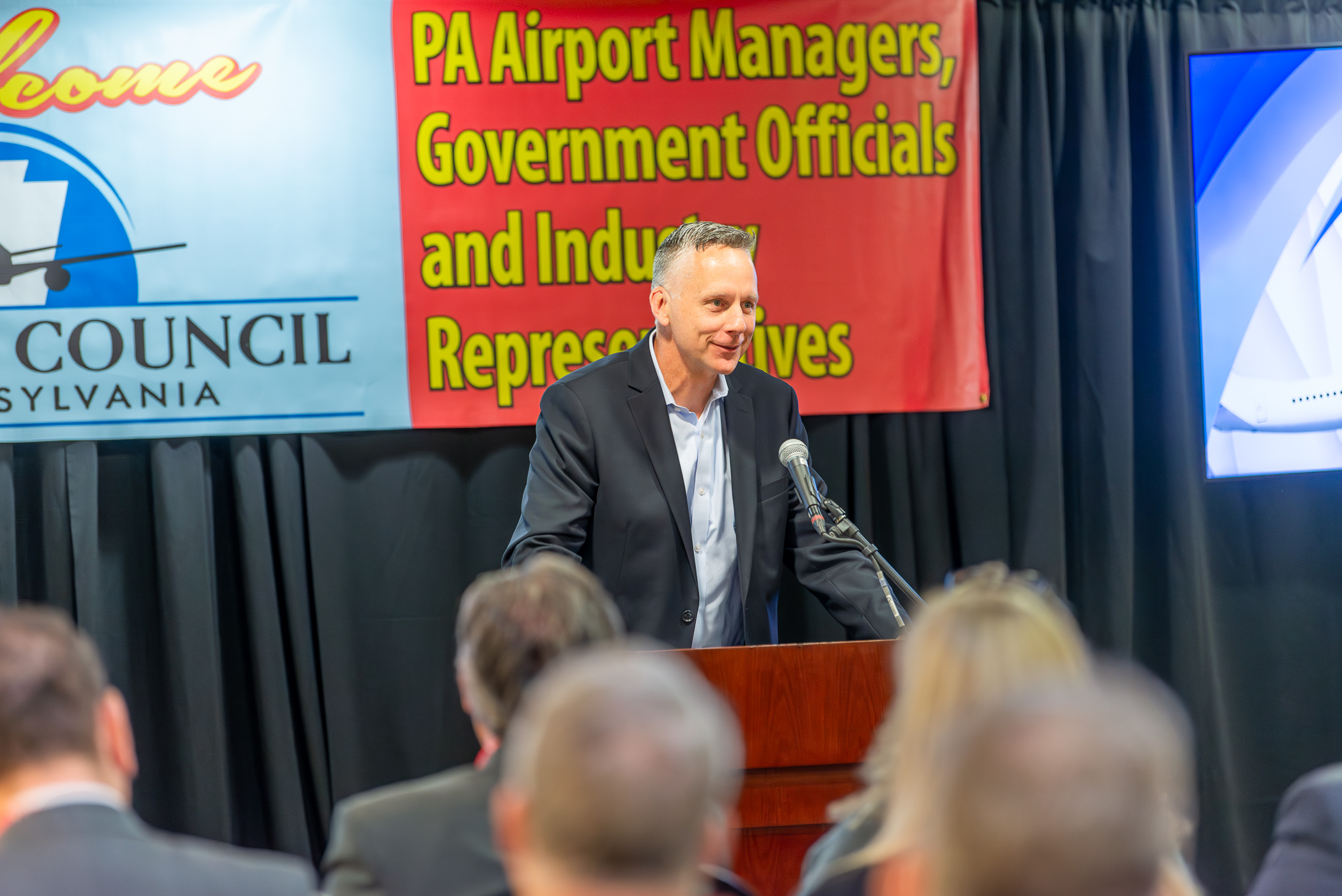 President Reed addresses state aviation conference